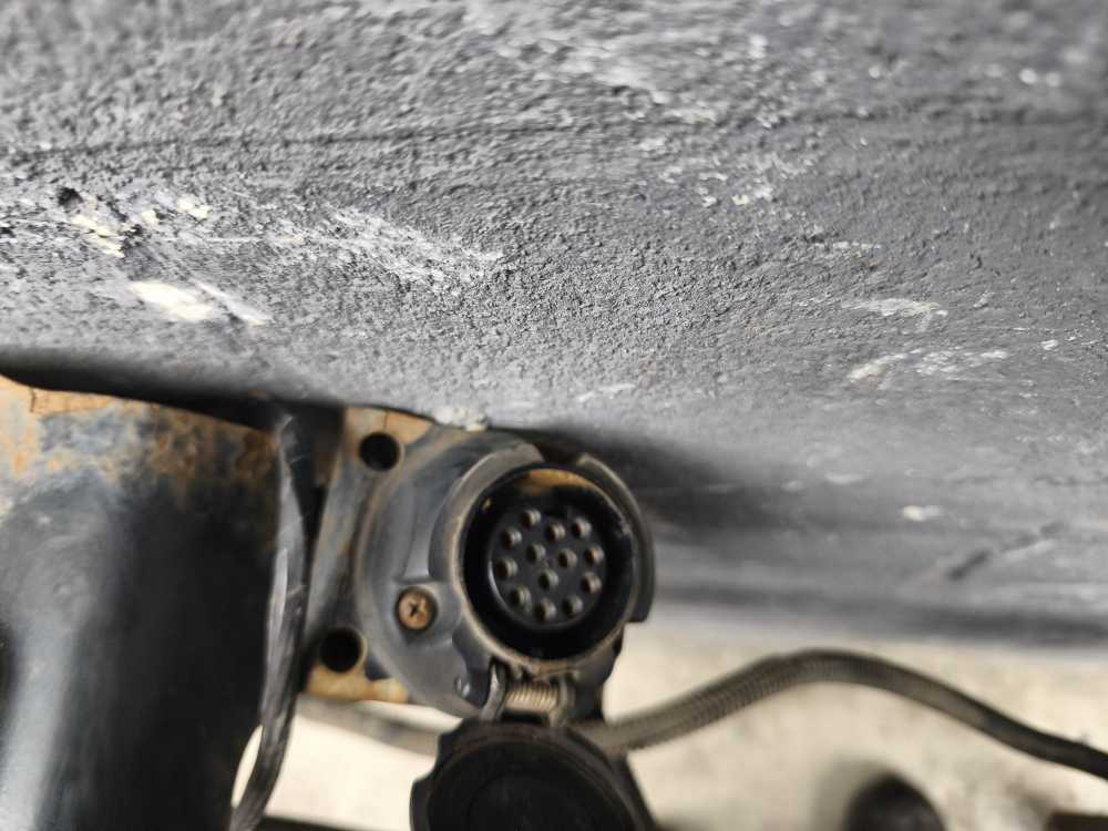 ATTACHE REMORQUE CITROEN/PEUGEOT - Vue 2